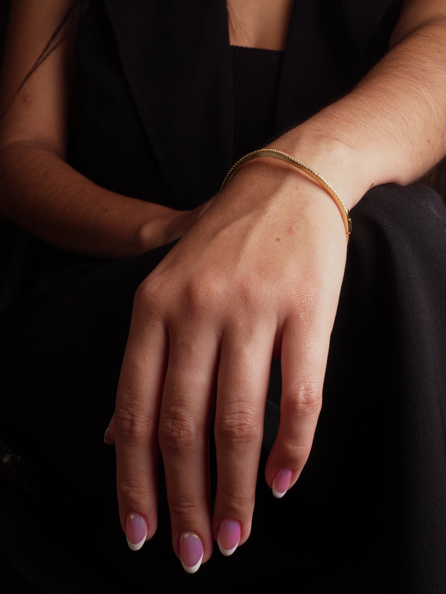 BRAZALETE CIRCON CURVO