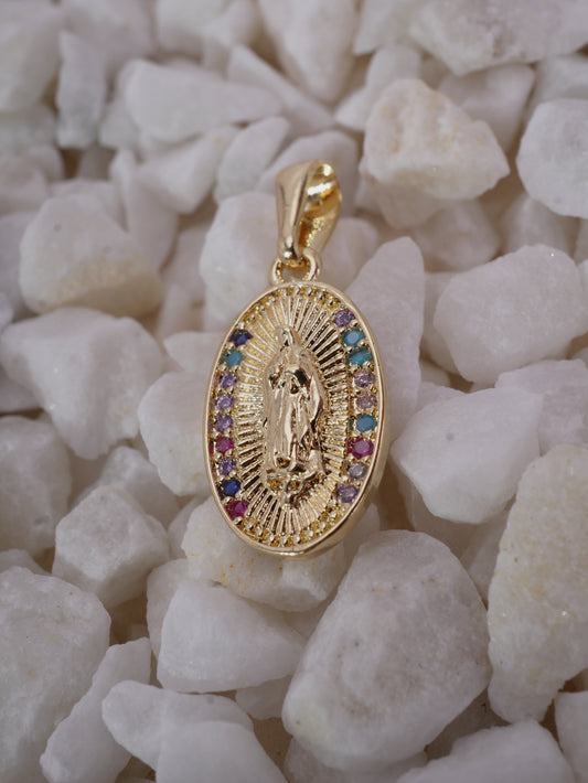 DIJE VIRGEN GUDALUPE MEDLLA OVALO CIROCNES COLORES RELIEVE