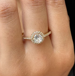 ANILLO COMPROMISO PIEDRA CENTRO CON CIRCONES BLANCOS