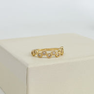 ANILLO ENTRELAZADO CON CIRCONES BLANCOS DM