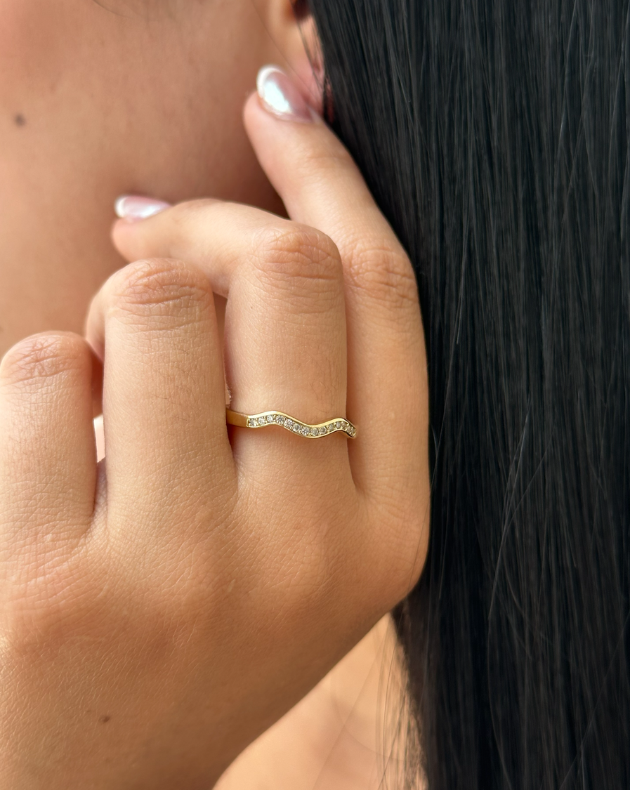 ANILLO ZIGZAG CON CIRCONES DM