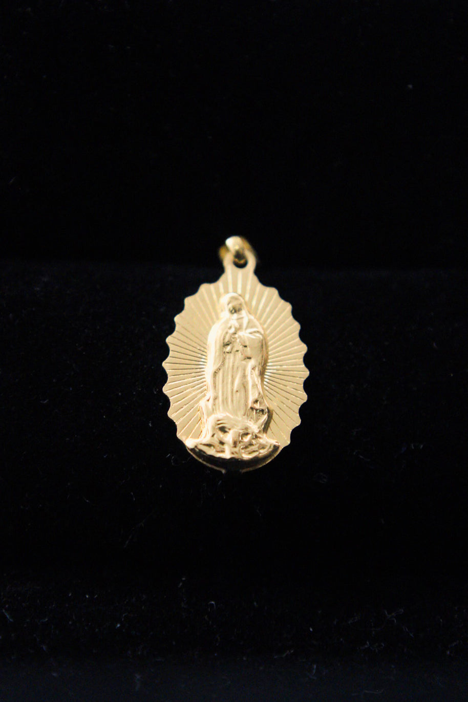 DIJE VIRGEN GUADALUPE CON DESTELLOS