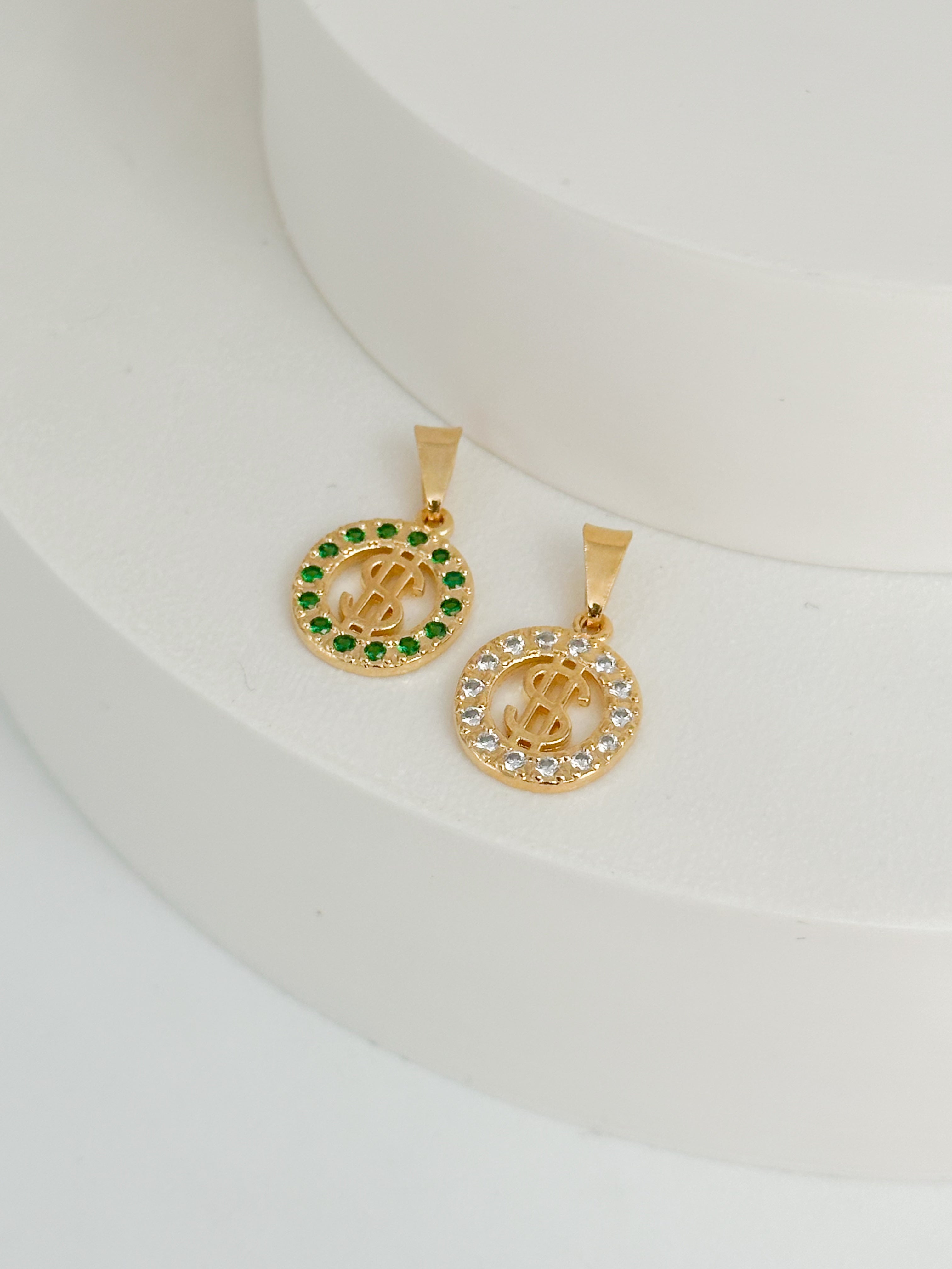 DIJE REDONDO SIGNO PESO CON CIRCON VERDE Y BLANCO DM