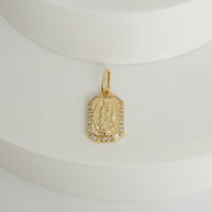 DIJE VIRGEN GUADALUPE BORDE OCTAGONAL CON CIRCON BLANCO DM