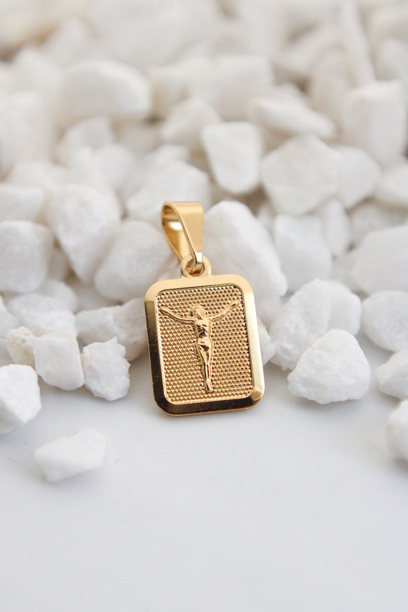 DIJE MEDALLA CRISTO MEDIANA