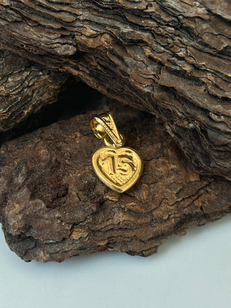 DIJE CORAZON 15 PEQUEÑO 0,4GR