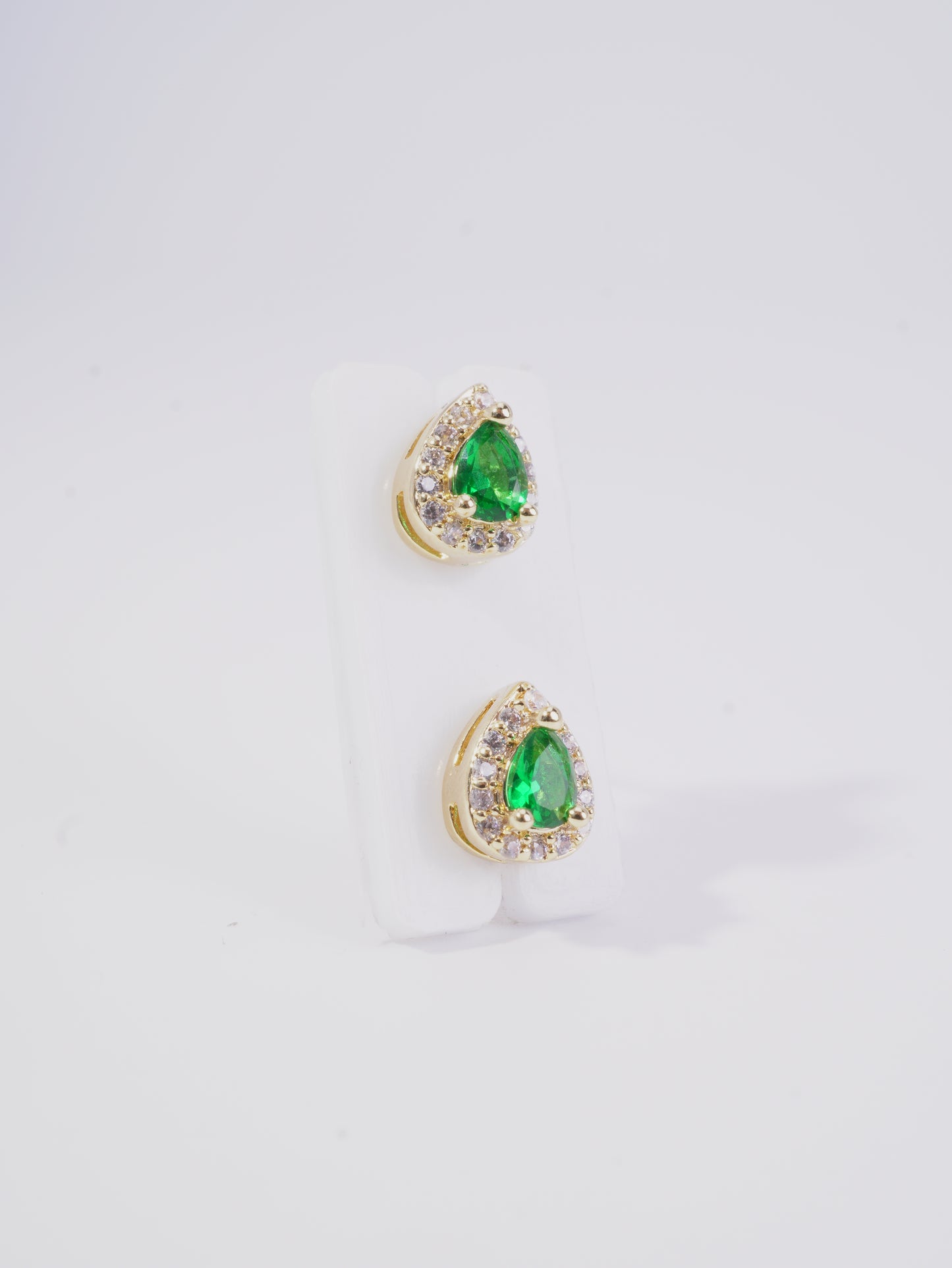 TOPO GOTA BORDE CIRCON, CENTRO PIEDRA VERDE Y AZUL