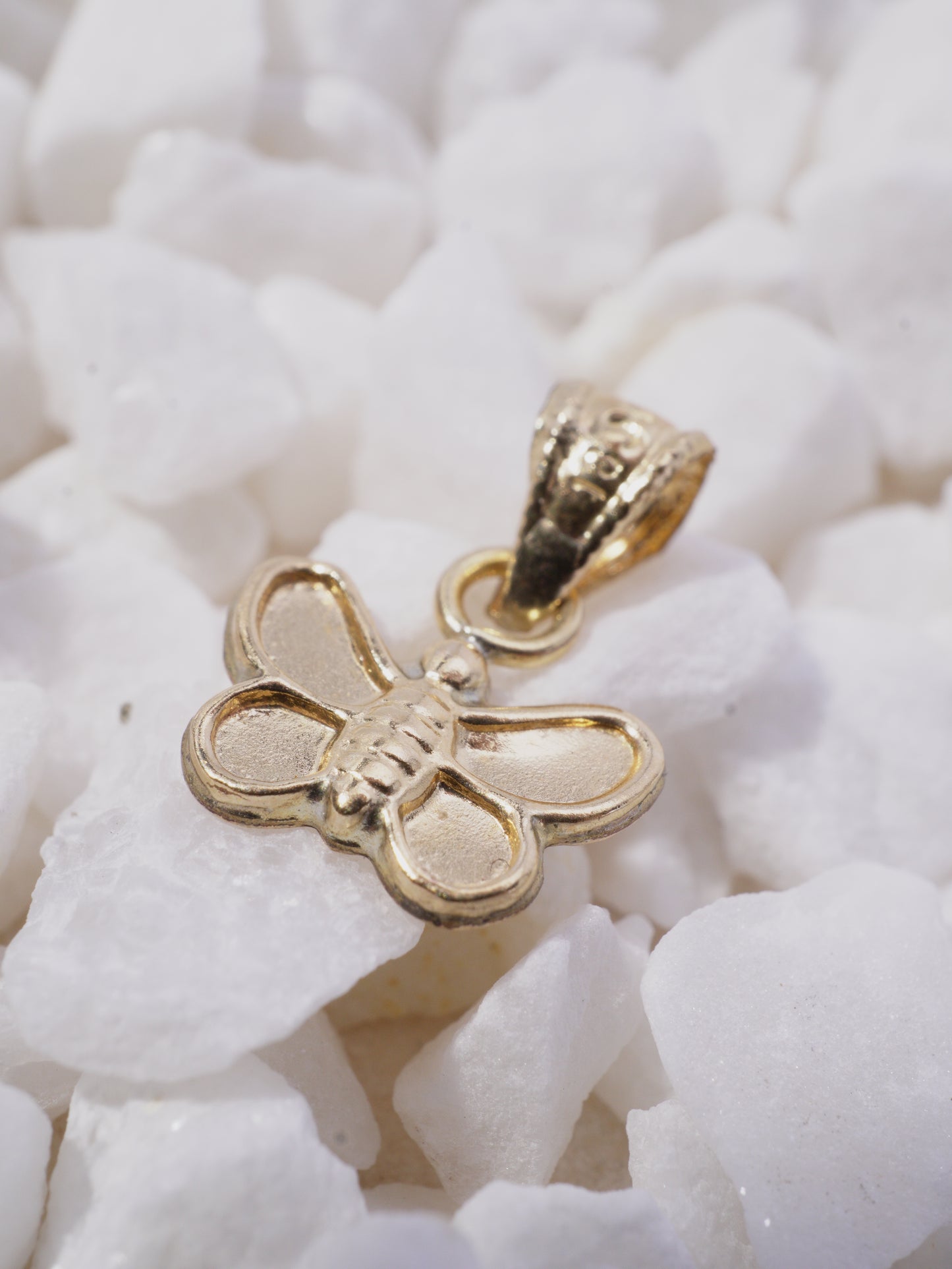 DIJE MARIPOSA PEQUEÑA LISO 0,4GR