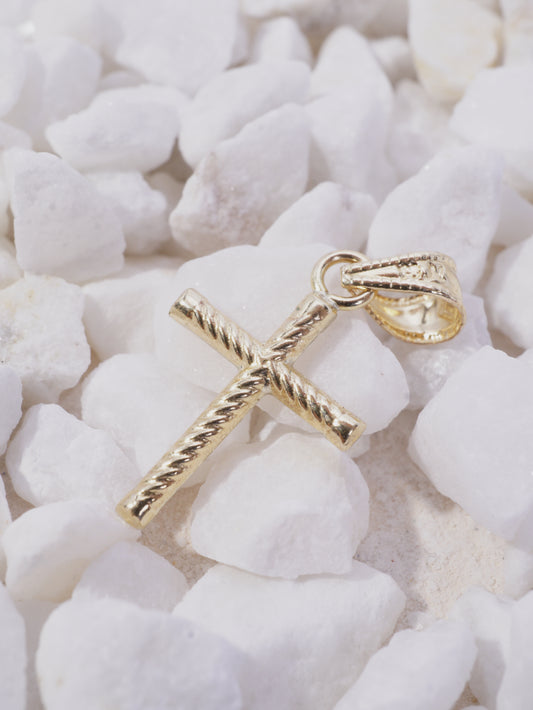 DIJE CRUZ TALLADA MEDIANA 0.45GR