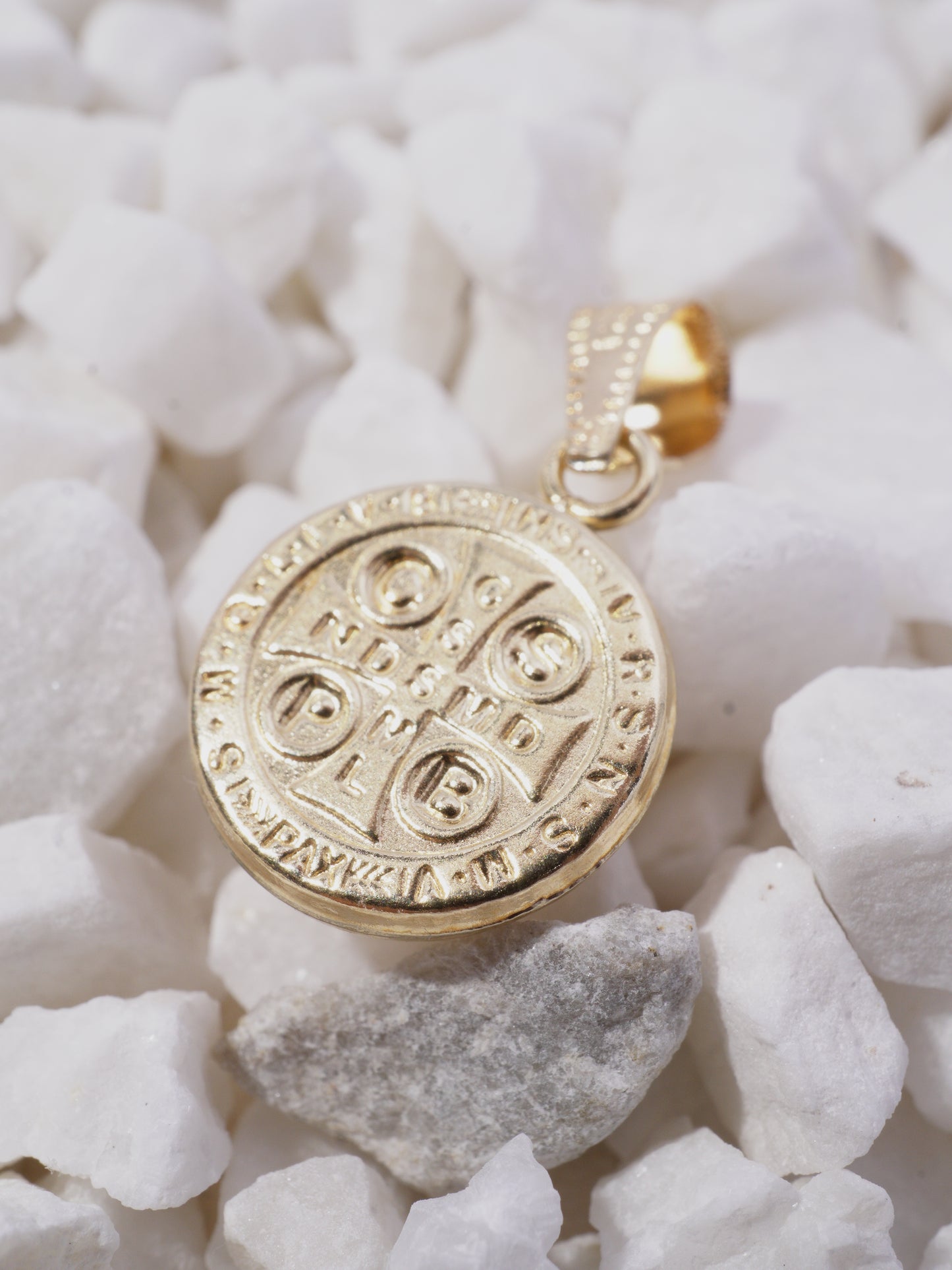 DIJE MEDALLA SAN BENITO MEDIANA 0,65GR