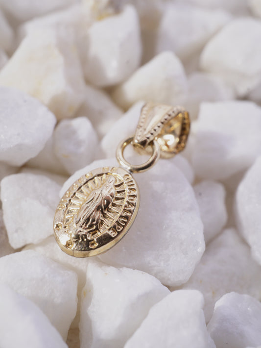 DIJE MINI MEDALLA VIRGEN GUADALUPE 0,34GR