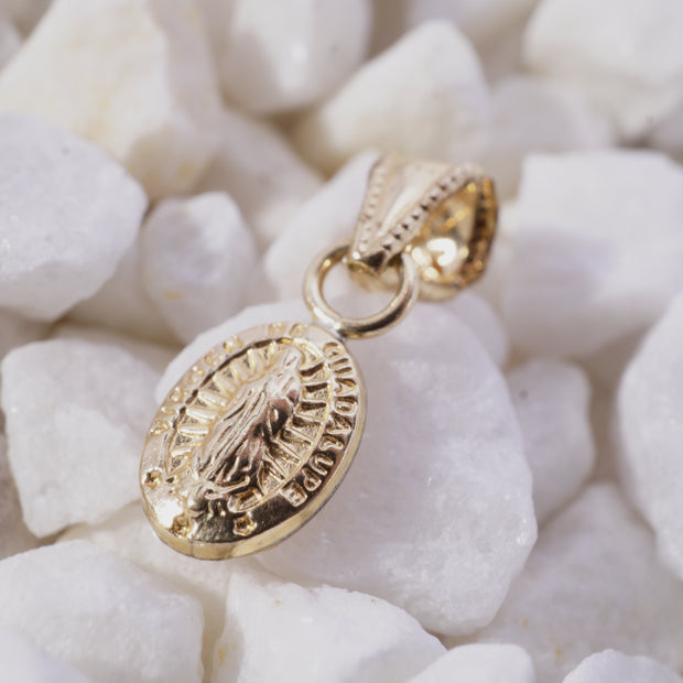 DIJE MINI MEDALLA VIRGEN GUADALUPE 0,34GR