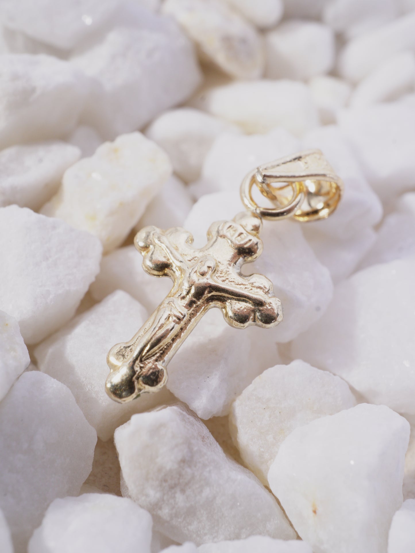 DIJE CRISTO BISEL PEQUEÑO 0,39GR