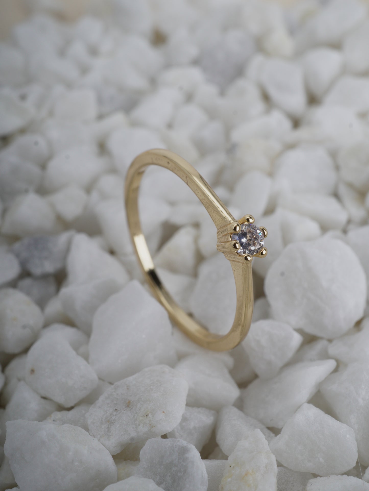 ANILLO SOLITARIO CIRCON BLANCO