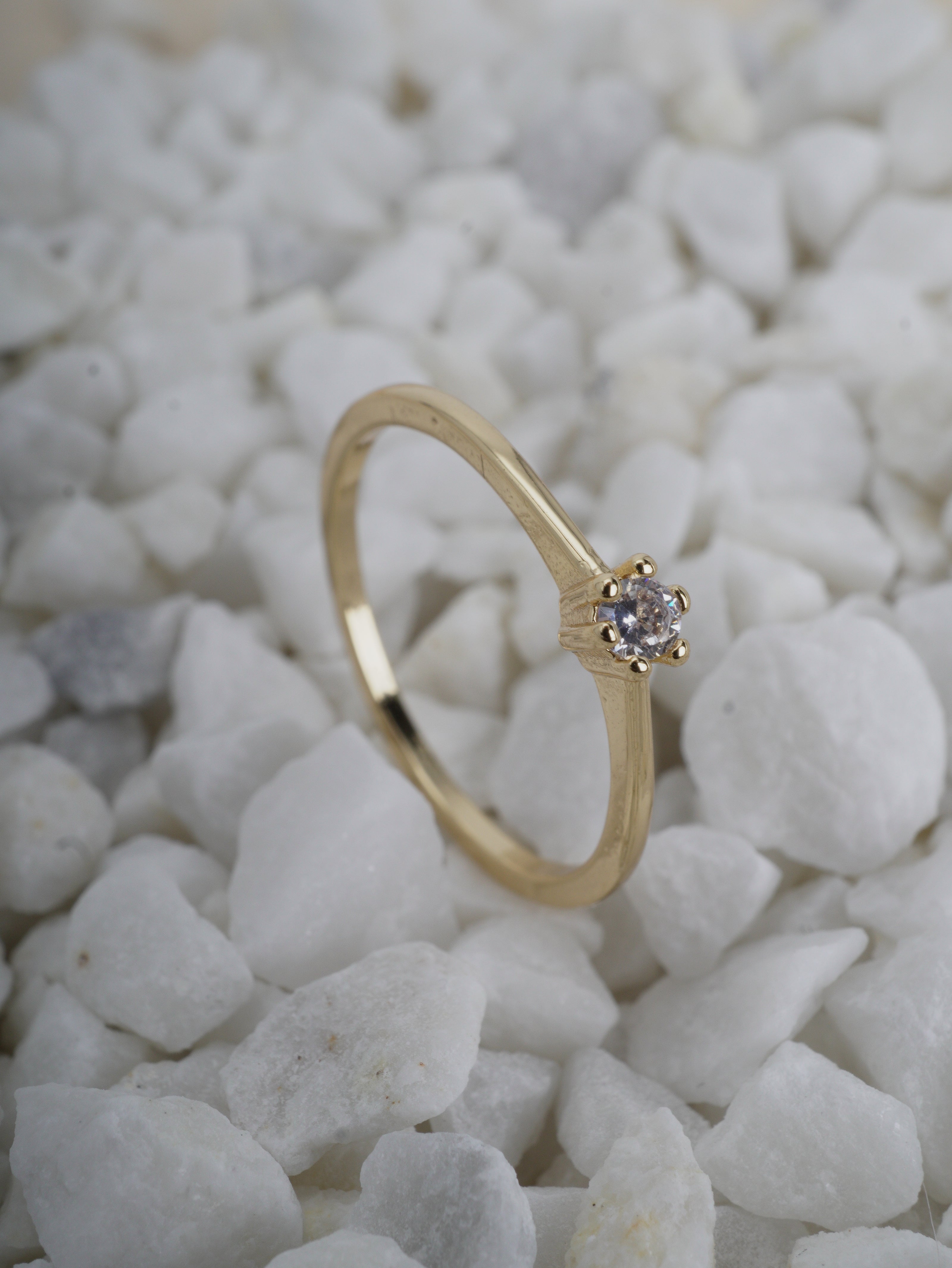 ANILLO SOLITARIO CIRCON BLANCO