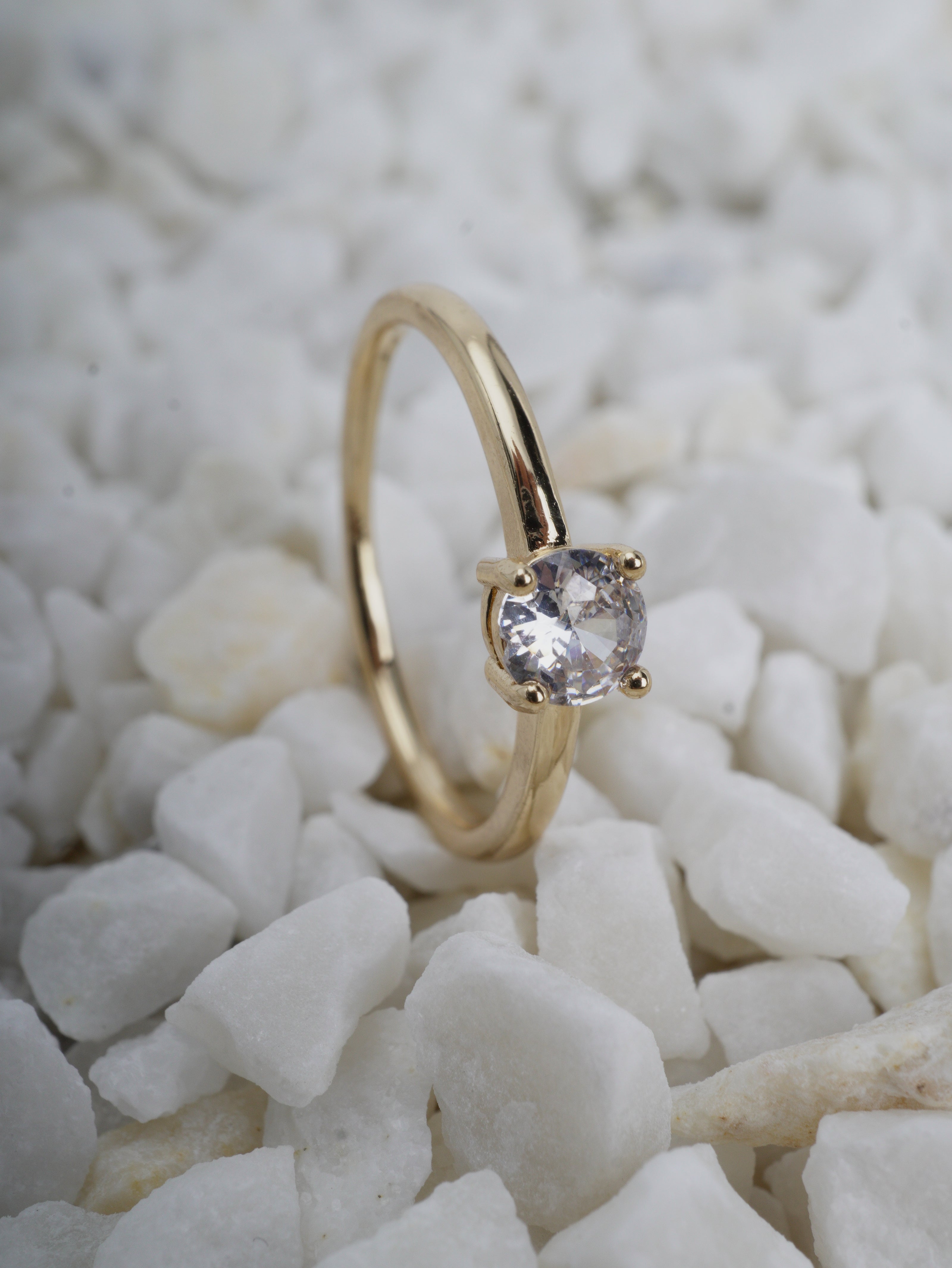 ANILLO COMPROMISO CON CIRCON BLANCO