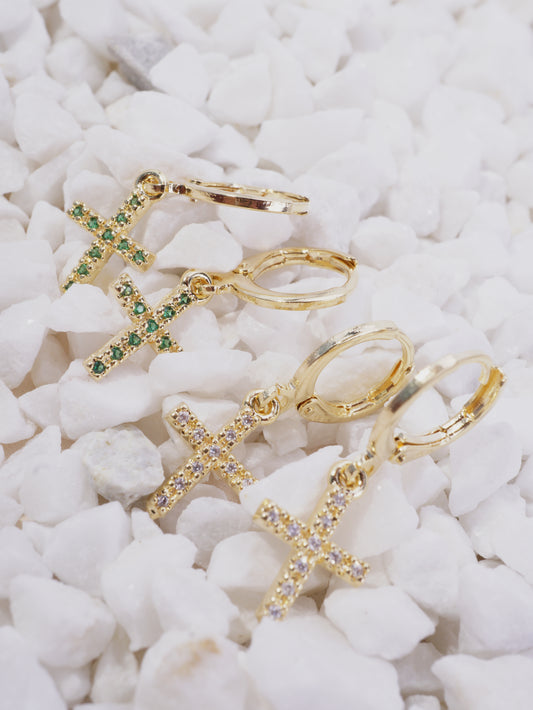 CANDONGA CON DIJE CRUZ CIRCONES VERDES Y BLANCOS