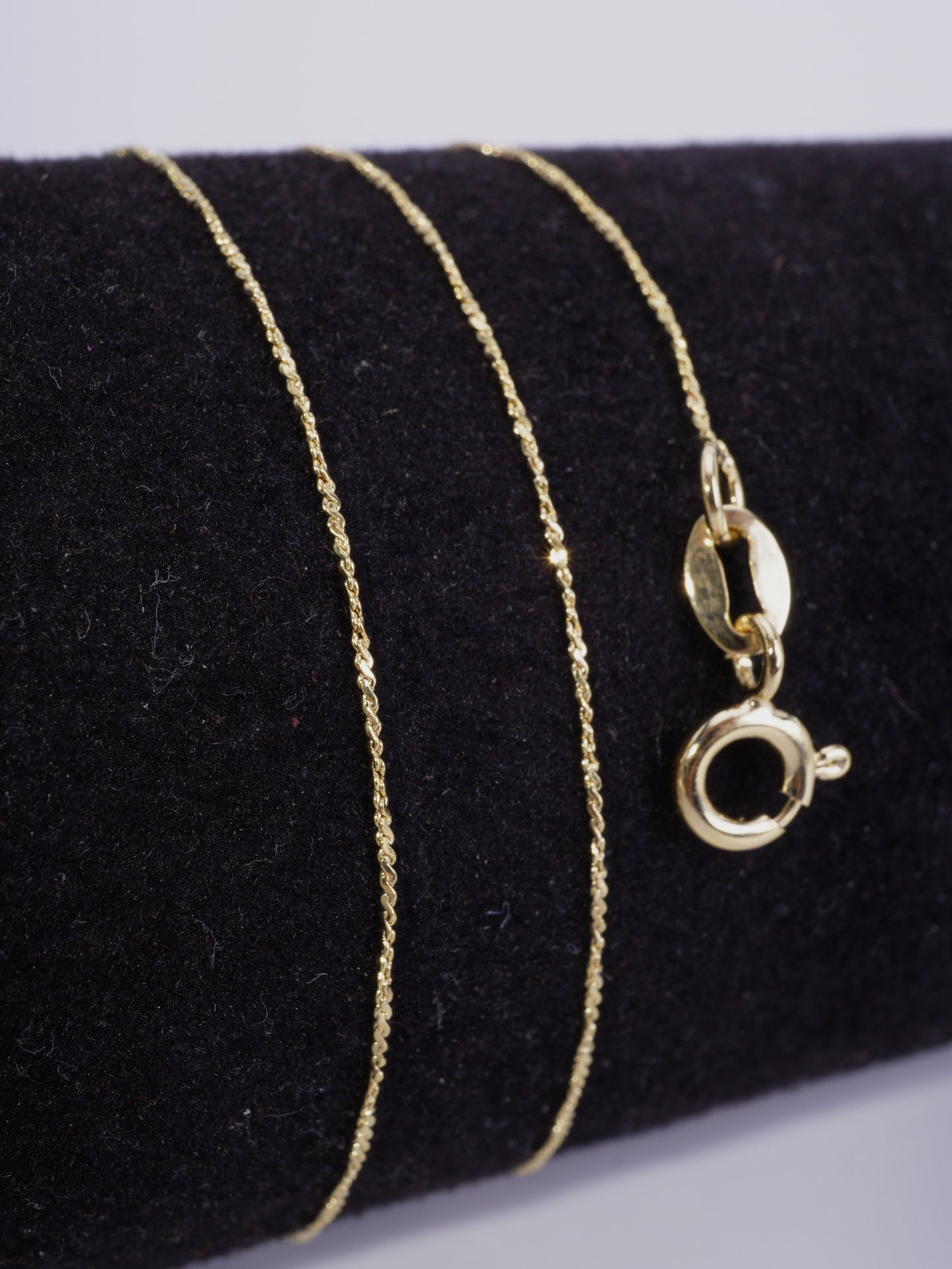 CADENA VENECIANA ENTORCHADA DELGADA 45CM