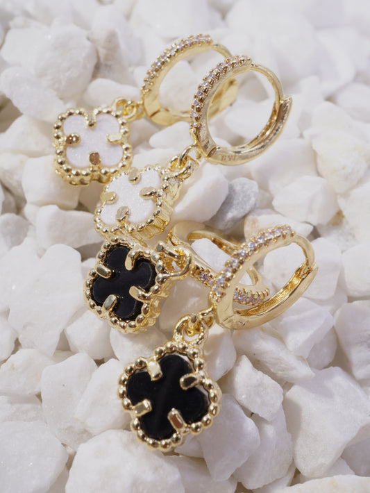 CANDONGAS VAN CLEEF BLANCO, NEGRO, VERDE Y ROSA