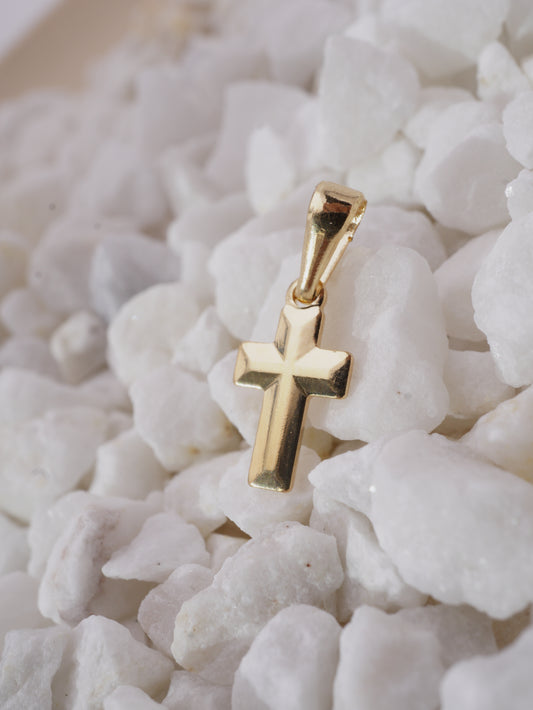 DIJE CRUZ PLANA LISA PEQUEÑA