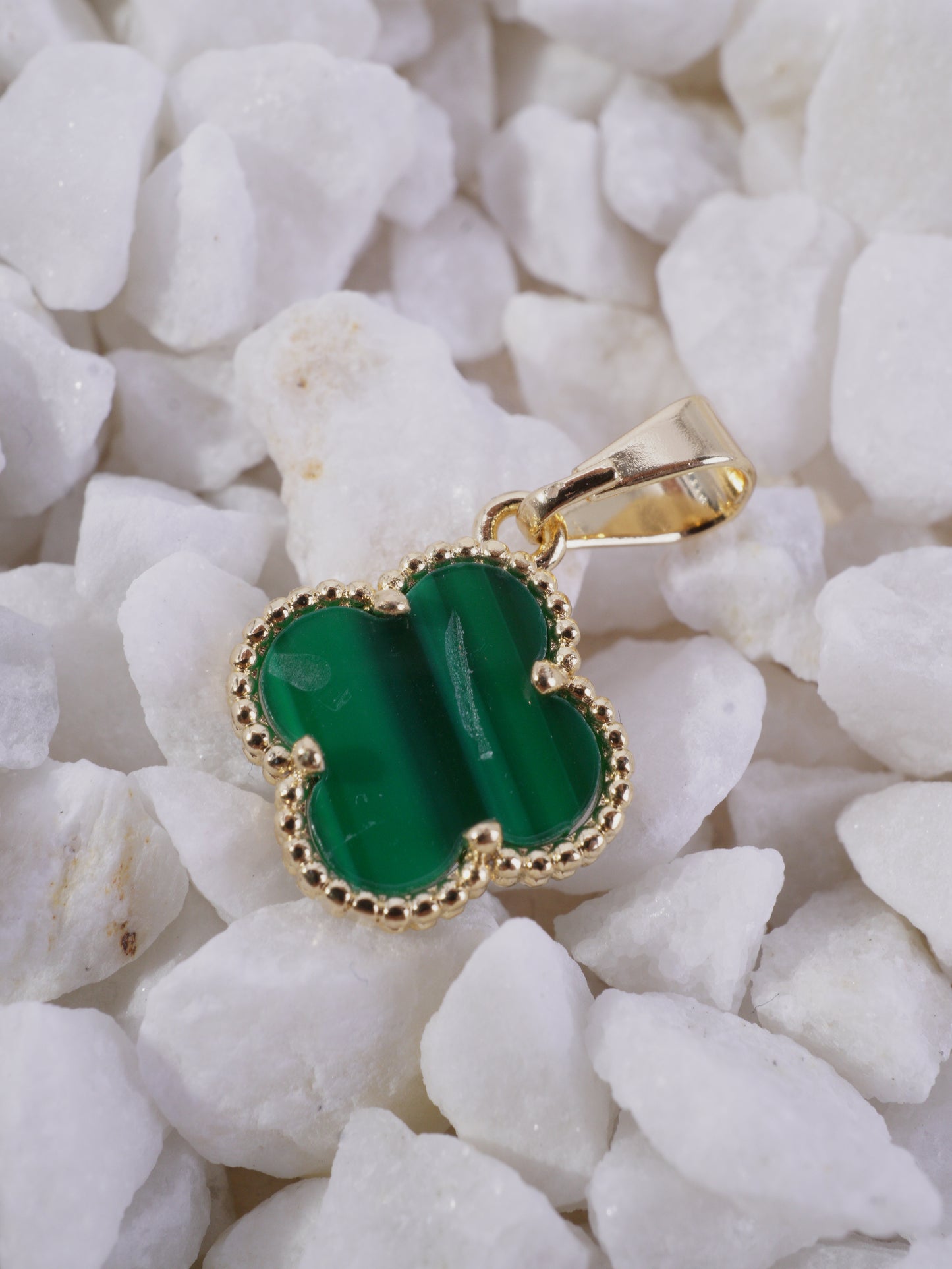 DIJE VAN CLEEF VERDE Y NEGRO PEQUEÑO