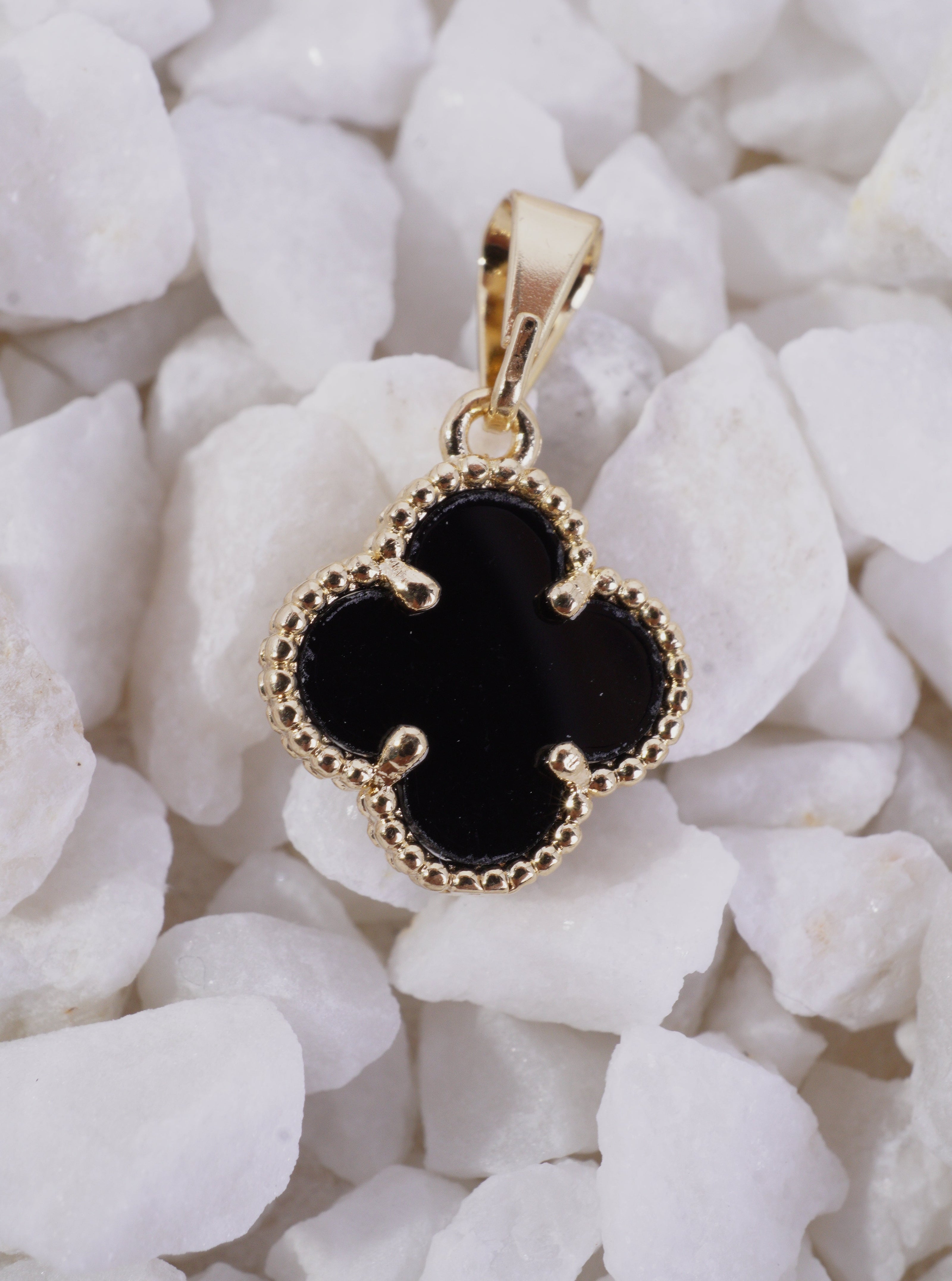 DIJE VAN CLEEF VERDE Y NEGRO PEQUEÑO